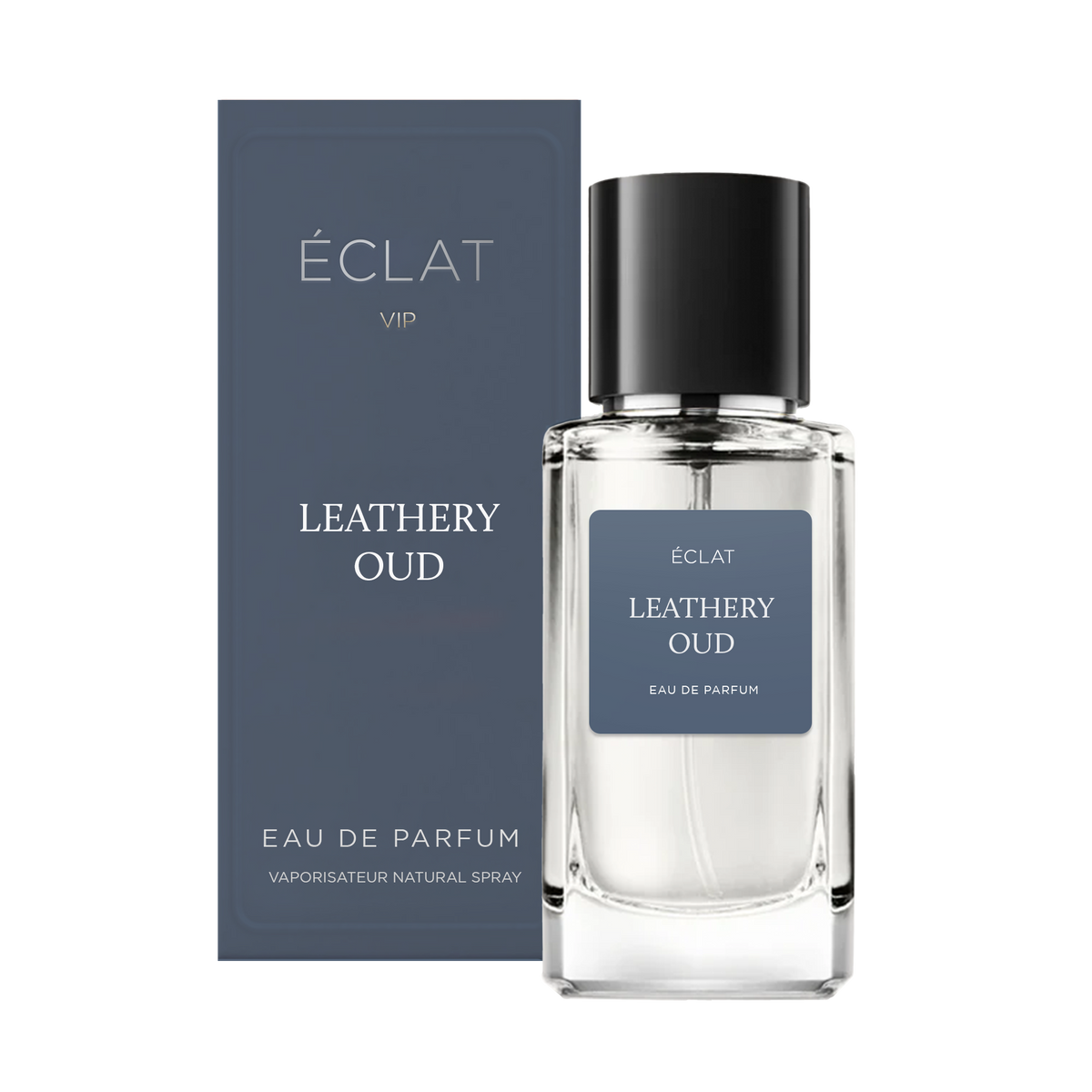 Das ÉCLAT Leathery Oud Parfum wird mit seiner dunkelblauen Verpackung neben einem klaren Glasflakon mit schwarzem Verschluss gezeigt.
