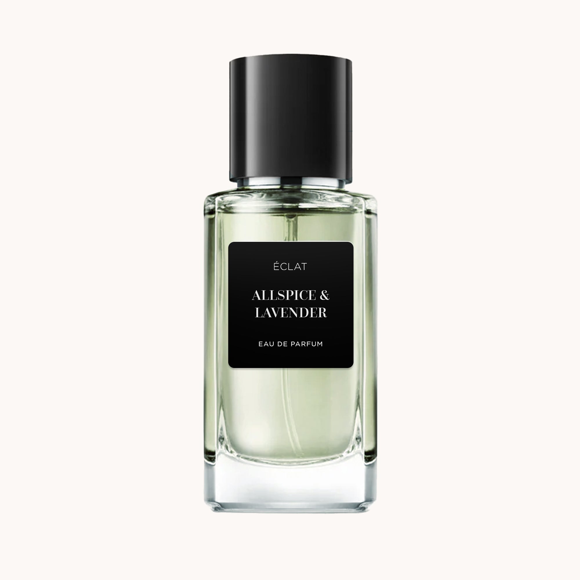 ÉCLAT Allspice & Lavender in einem Glasflakon mit schwarzem Etikett und passender schwarzer Kappe.