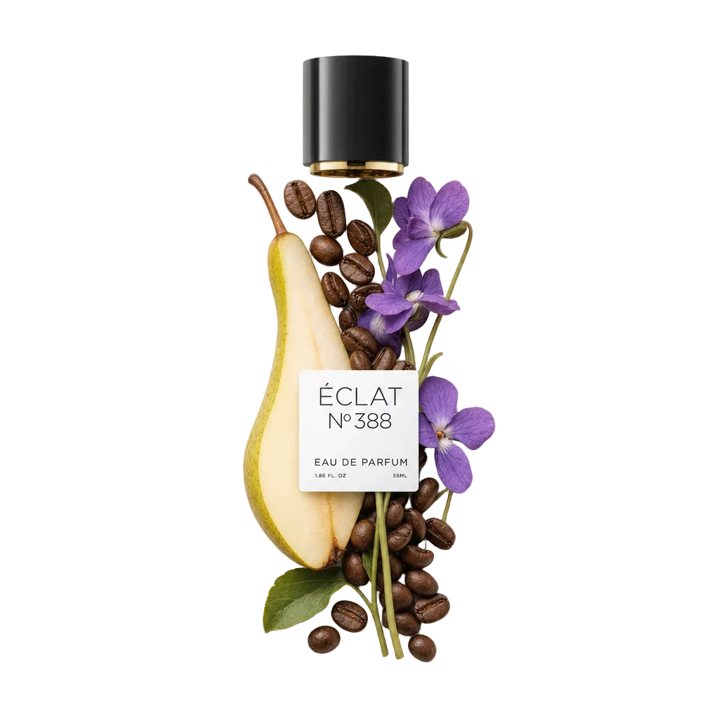 Ein Arrangement aus einer aufgeschnittenen Birne, Kaffeebohnen und violetten Blüten umgibt die originale schwarze Verschlusskappe mit ÉCLAT-Etikett.