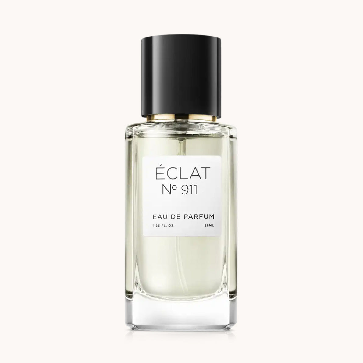 Ein klarer Glasflakon von ÉCLAT VIP - Honey, Whiskey & Rose mit einem eleganten schwarzen Verschluss und einem minimalistischen weißen Etikett.