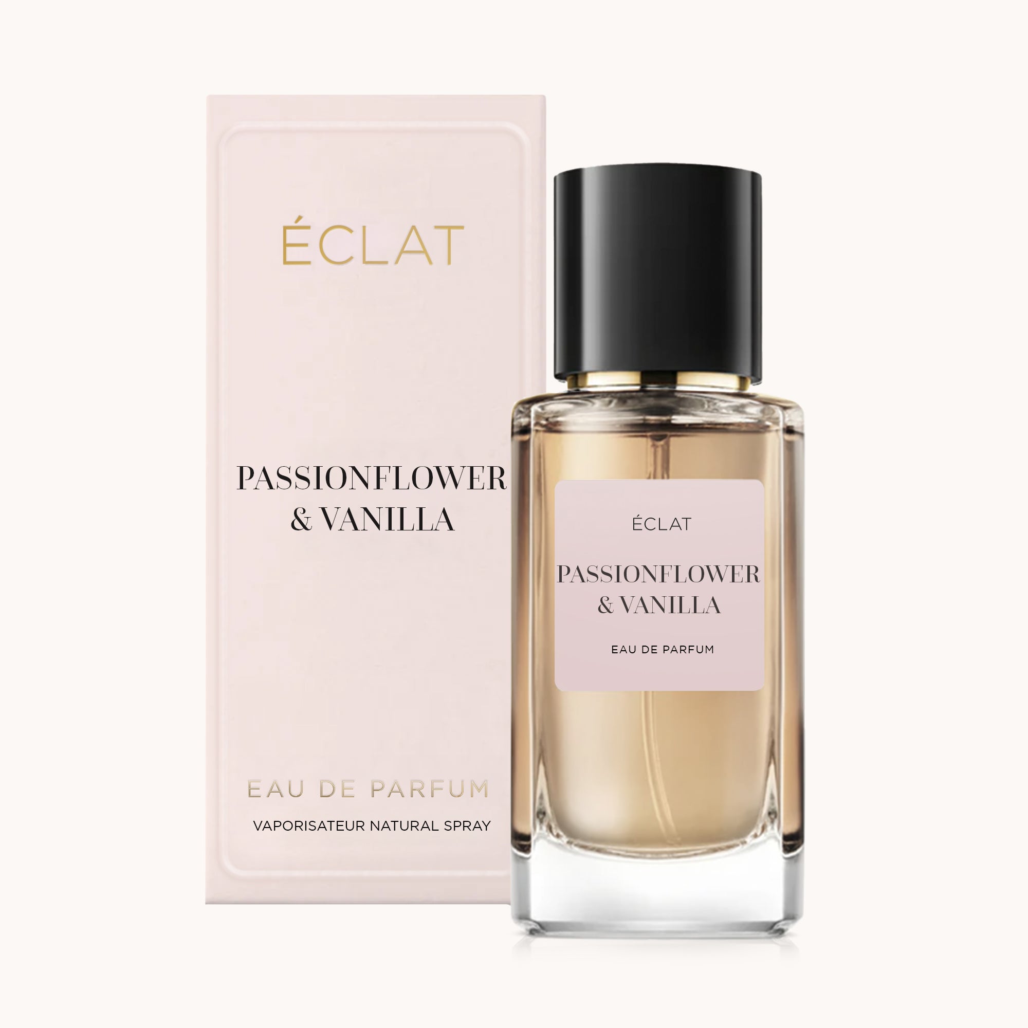 Klarer Glasflakon von ÉCLAT Passionflower & Vanilla mit schwarzem Verschluss, neben einer rosafarbenen Box mit gleichem Namen.