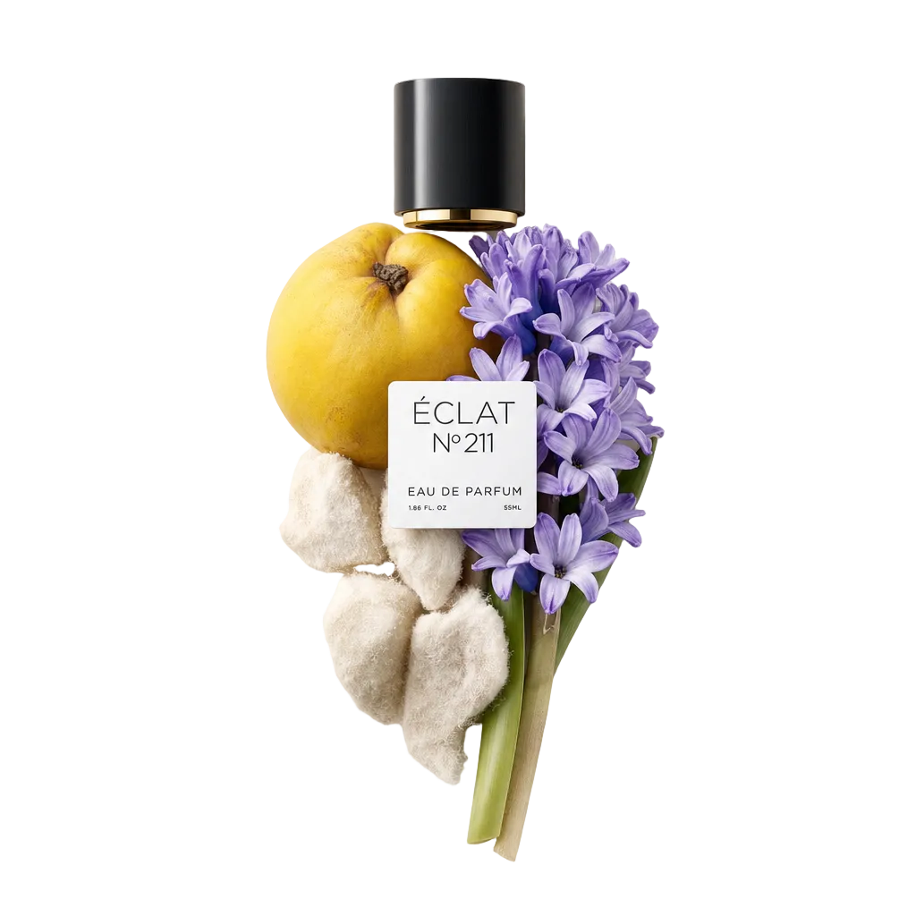 Ein Arrangement aus Quitte, violetten Hyazinthen und weichen Elementen umgibt eine schwarze Kappe mit ÉCLAT-Etikett.
