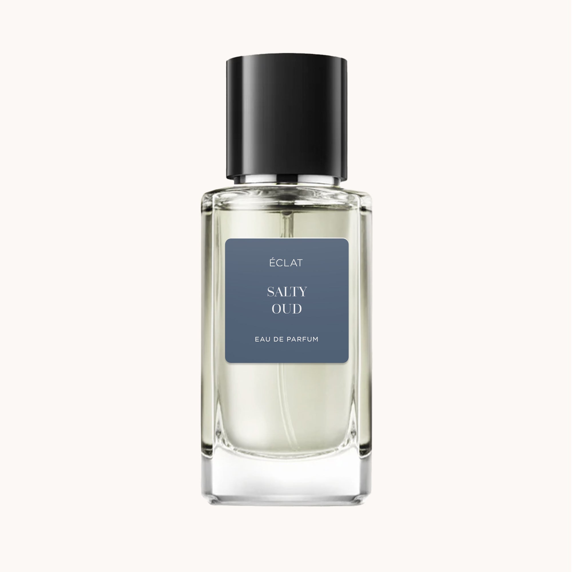 Klarer Glasflakon von ÉCLAT Salty Oud mit schwarzem Verschluss und mattem grauem Etikett.